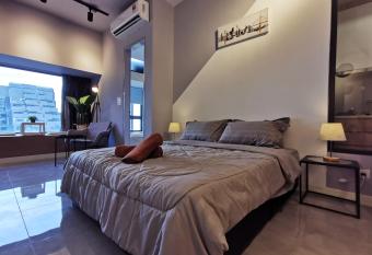 Thermospace Imperio A-27-07 Melaka City has rooms with a private hot tub