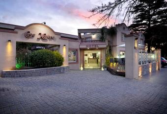 Casa Nostra Hotel has Balcony rooms