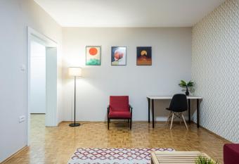 !PROMO! Green Oak Riverside -Free Parking Area allows 18 year olds to book a room