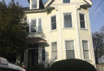 Point Breeze Guest House allows 18 year olds to book a room