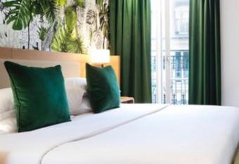 Seven Square Luxury Suites allows 18 year olds to book a room