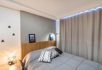 Silencioso e Tranquilo - Central - AYN013 allows 18 year olds to book a room