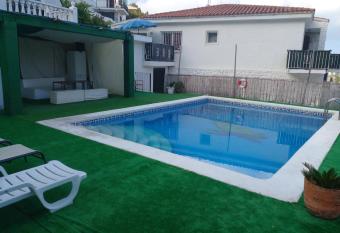 Villapreciosa has Smoking rooms