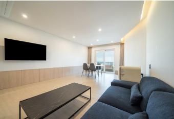 Geoje Mongdol Beach H Avenue Hotel has Balcony rooms