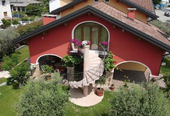 B&B agli Ulivi has Balcony rooms