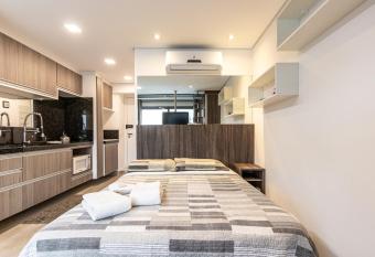 7th Avenue Oxford - 7th004 allows 18 year olds to book a room