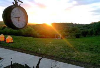 Sunny Side Fruska Gora -touristic estate has Balcony rooms