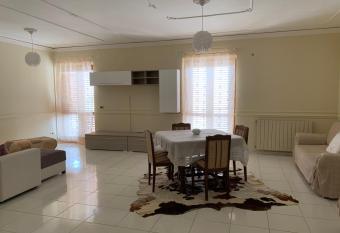 Casa vacanza Kennedy has Balcony rooms