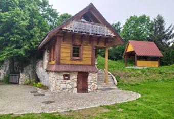 Domek w skale has Balcony rooms
