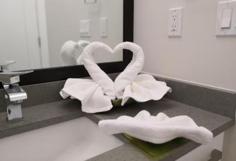 DELOVELY B&B allows 18 year olds to book a room