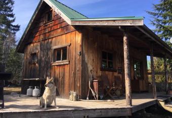Maple Heart Ranch has Balcony rooms