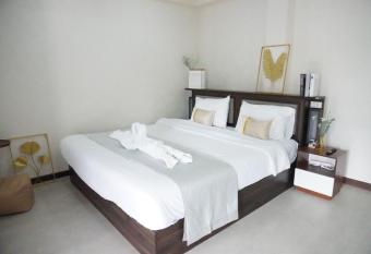 ATC Residence has Balcony rooms