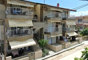 Ofrinio Central Apartments has Balcony rooms