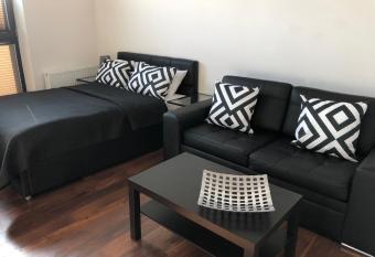 Apartamenty Platinex has Balcony rooms