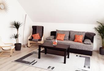 Sam s Place allows 18 year olds to book a room