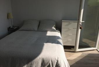 les aulnes de sanguinet has Balcony rooms