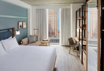 Hyatt Centric Center City Philadelphia allows 18 year olds to book a room