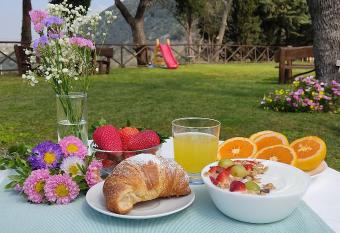 PrimeQuerce has Balcony rooms