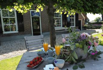 Bed & Breakfast De Oude Heerd has Balcony rooms