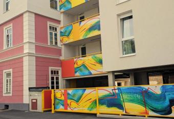 108 Messe Apart Alexandria 30m2 allows 18 year olds to book a room