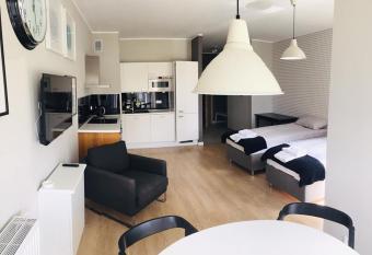 Golf Apartament 10 has Balcony rooms