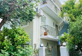 Costas Rooms has Balcony rooms