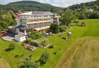 Badhotel Restaurant Stauferland has Balcony rooms