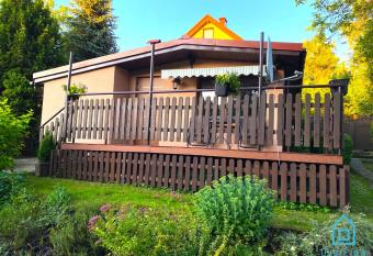 Holibobos - Ca  oroczny Domek w Kamieniu nad Jeziorem has Balcony rooms
