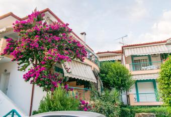 sofi-fellia has Balcony rooms