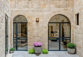 Old City Boutique Hotel has Balcony rooms