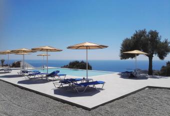 Bouganville Bed & Breakfast Stegna has Balcony rooms