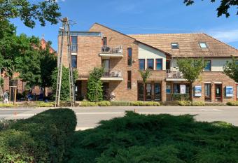 Jak  cs sz  ll  sa has Balcony rooms