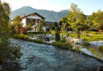 Spa & Resort Bachmair Weissach, LUXURY FAMILY RESORT DES JAHRES has Balcony rooms