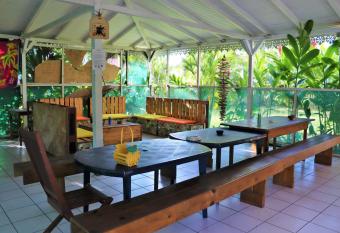 Auberge K-WAN Hostel has Balcony rooms