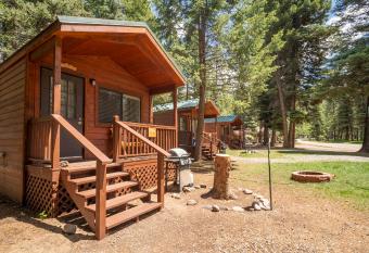 The Willows Cabin #7 has Balcony rooms