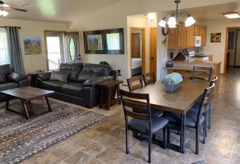 Gabyhill has Balcony rooms