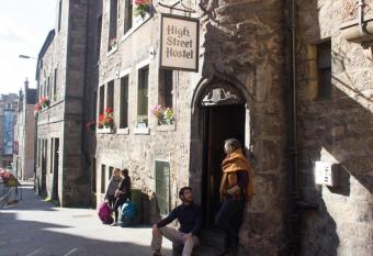 High Street Hostel allows 18 year olds to book a room