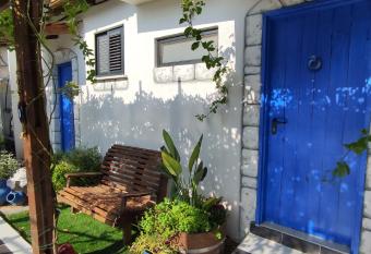 Ahuzat Shaul Seaside allows 18 year olds to book a room