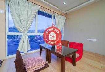 OYO 89881 V Stay Guesthouse allows 18 year olds to book a room