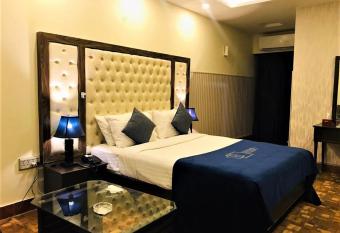 Atlas hotel has Balcony rooms