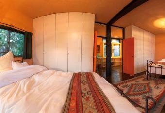 Villa Takaosan has Balcony rooms