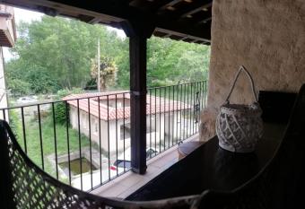 EL MOLINO has Balcony rooms