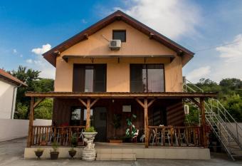 Vila Rico has Balcony rooms