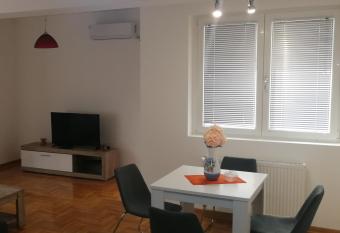 Apartman UNO allows 18 year olds to book a room