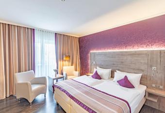 Parkhotel Sonnenberg has Balcony rooms