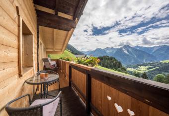 Jogglanderhof - Wasserfall has Balcony rooms