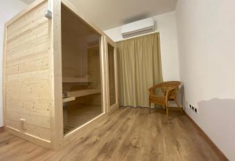 Sky Garden & Wellness R. has Balcony rooms