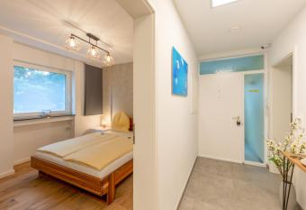 Seedomizil has Balcony rooms