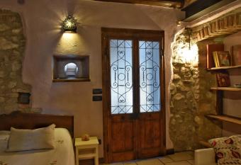 B&B Il Melograno del Garda allows 18 year olds to book a room