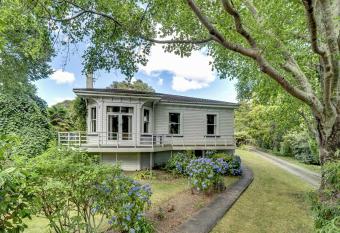 Elegant Villa Nestled In The Trees has Balcony rooms